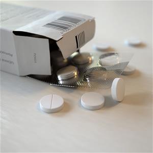 600px-Pills 600px-Pills