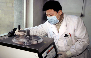 Strengthening public health laboratories against emerging diseases Strengthening public health laboratories against emerging diseases